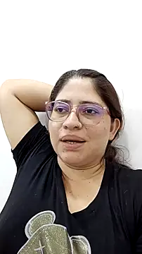 Snapshot of Orianabluee_ chatting on November 25, 2025, 2:55 am Orianabluee online show from November 25, 2025, 2:55 am