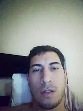 villamarinalvarez25 online show from November 5, 2025, 5:51 am