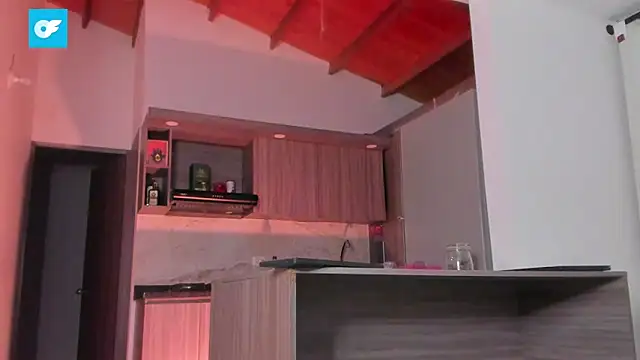 valeriahornier online show from November 29, 2025, 3:53 am