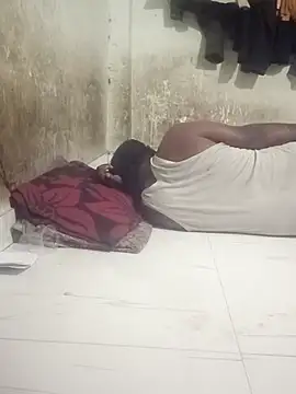 Snapshot of RNlov chatting on February 12, 2026, 3:40 pm RNlov online show from February 12, 2026, 3:40 pm