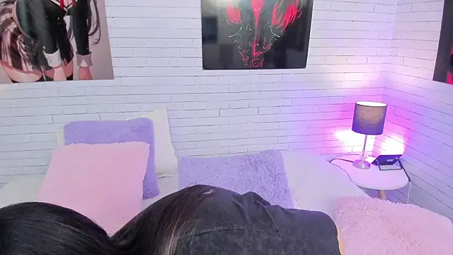 Zoe Murphy online show from November 11, 2025, 5:51 am