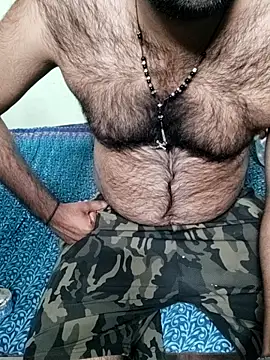 DesiBlackBull online show from December 3, 2025, 4:16 pm