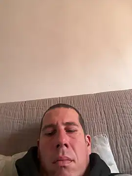 Szeximado31 online show from April 19, 2026, 5:40 am