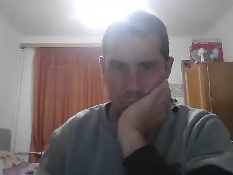 Szeximado31 online show from April 24, 2026, 7:38 pm