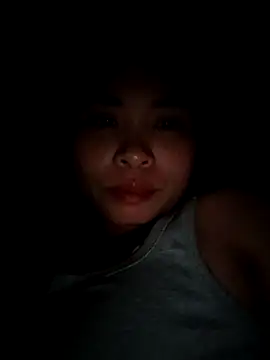 Squirrel-Pear online show from November 5, 2025, 6:08 pm