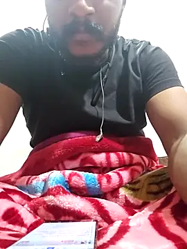 rahulsexyb online show from November 11, 2025, 8:47 am