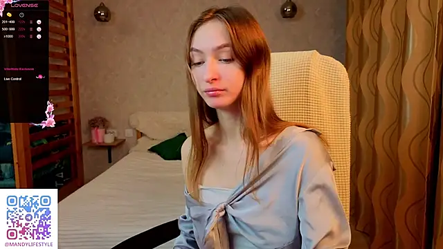 Snapshot of Candy_Mandyy chatting on November 12, 2025, 2:23 am Candy Mandyy online show from November 12, 2025, 2:23 am