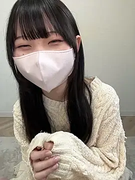 Snapshot of Reina_cute_00_ chatting on November 20, 2025, 7:19 am Reina cute 00 online show from November 20, 2025, 7:19 am