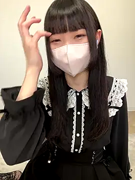 Snapshot of Reina_cute_00_ chatting on November 27, 2025, 4:14 am Reina cute 00 online show from November 27, 2025, 4:14 am