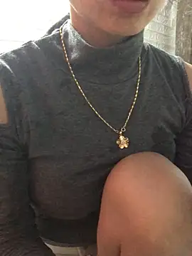 Kylie beem online show from November 6, 2025, 3:18 am