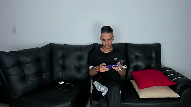 Snapshot of Mystic_sexzonexxx chatting on May 8, 2026, 1:55 am Mystic sexzonexxx online show from May 8, 2026, 1:55 am