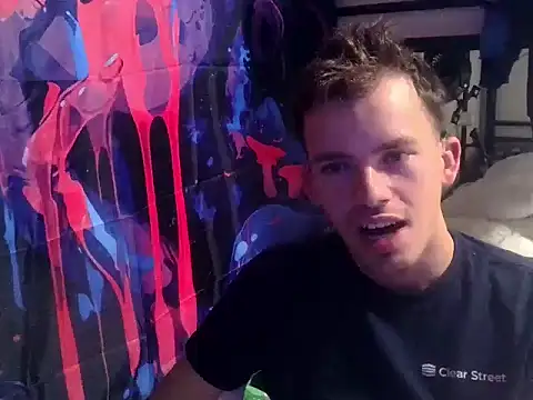 Snapshot of oraharoncohen chatting on November 22, 2025, 4:06 pm oraharoncohen online show from November 22, 2025, 4:06 pm