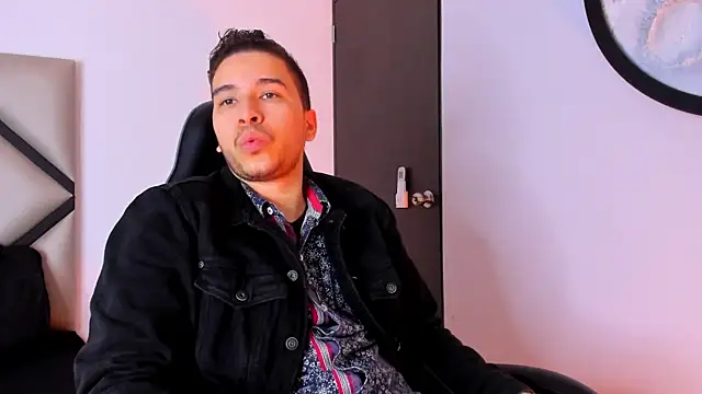 mike 257 online show from October 22, 2025, 12:05 pm