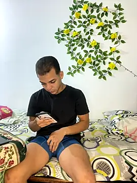 adan jp online show from December 5, 2025, 7:21 pm