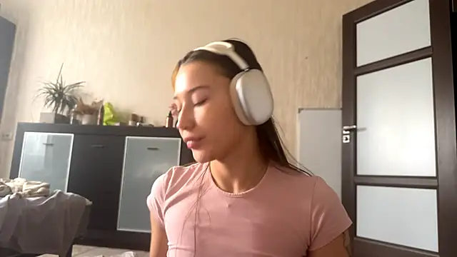 YourCoreanmiracle online show from November 7, 2025, 7:19 am