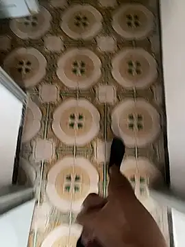 Snapshot of Anaconda_Negra20 chatting on October 22, 2025, 3:23 pm Anaconda Negra20 online show from October 22, 2025, 3:23 pm