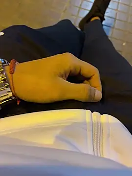 Snapshot of Anaconda_Negra20 chatting on November 2, 2025, 8:22 pm Anaconda Negra20 online show from November 2, 2025, 8:22 pm