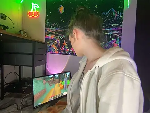 Thedeepwebcutie online show from March 22, 2026, 4:27 am