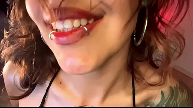 JoanDolly online show from April 25, 2026, 6:16 am