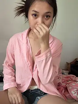 aaaaawhate online show from November 8, 2025, 7:30 am