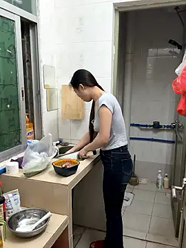 aaaaawhate online show from January 10, 2026, 11:01 am