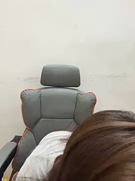 aaaaawhate online show from March 8, 2026, 11:58 am