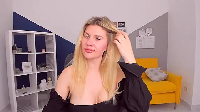 AryaAltkerer online show from April 28, 2026, 1:38 pm