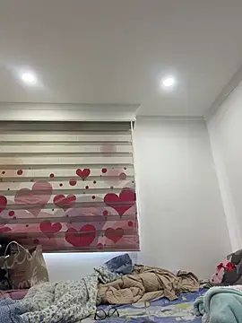 violeta365 online show from April 22, 2026, 1:23 pm