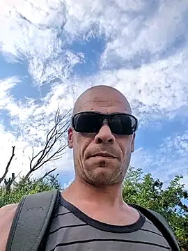 Kinky Play1 online show from July 28, 2026, 3:43 pm