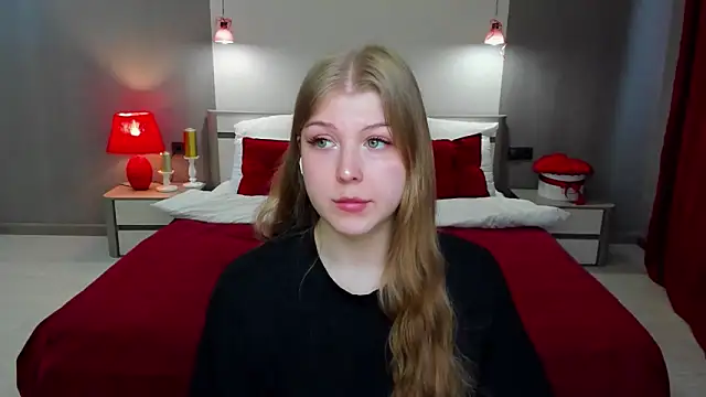 Stella Light online show from April 21, 2026, 4:30 am