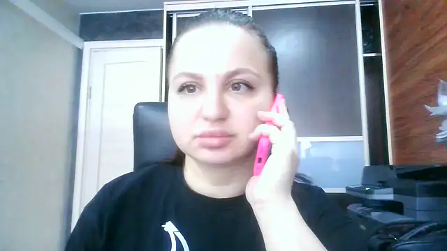 Denalynn online show from March 12, 2026, 1:56 am