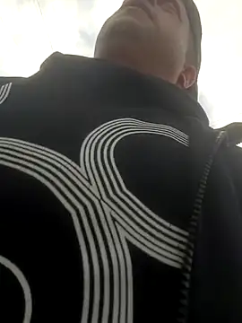 Imyourguy2025 online show from November 6, 2025, 3:13 pm