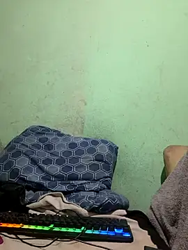 pretonovinho57 online show from November 12, 2025, 9:03 pm