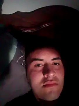 Achi09 online show from October 28, 2025, 9:06 pm