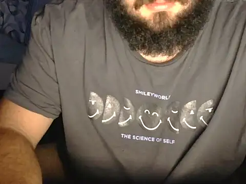 Snapshot of moneyman_11 chatting on October 29, 2025, 10:33 pm moneyman 11 online show from October 29, 2025, 10:33 pm