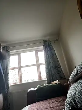 Maya 29x online show from November 12, 2025, 2:17 pm