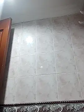 Carriata larry online show from November 1, 2025, 3:52 am