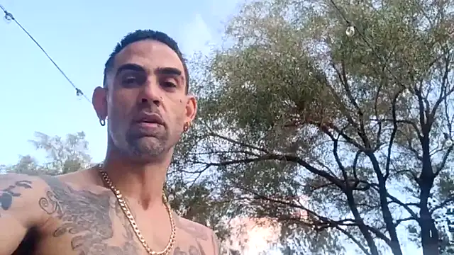 alphacloudGod online show from April 25, 2026, 2:14 am