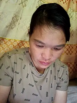 chipu06 online show from October 27, 2025, 1:42 am