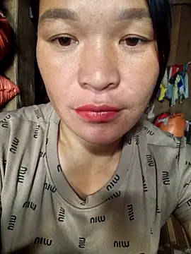 chipu06 online show from October 28, 2025, 3:32 am