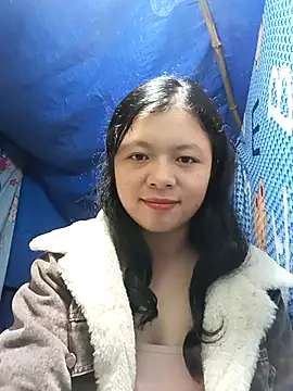 lisa-bae00 online show from November 17, 2025, 11:43 pm