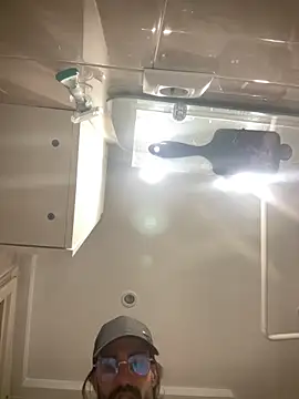 Paapii1098 online show from April 12, 2026, 7:52 pm