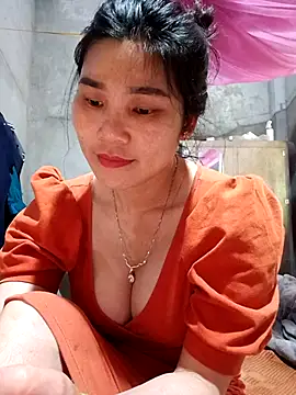 Bear bear0 online show from April 21, 2026, 3:46 am