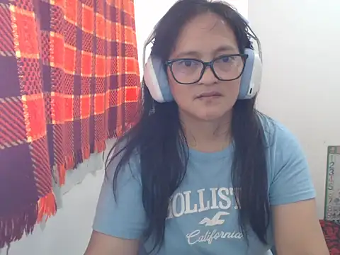Kinkybela2025 online show from June 11, 2026, 2:53 am