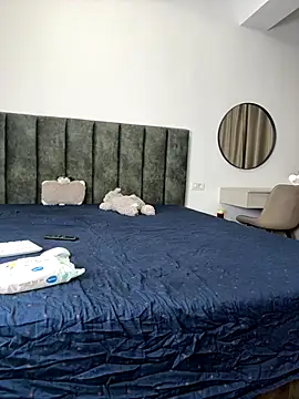 Snapshot of EllaSpark chatting on December 17, 2025, 7:14 am EllaSpark online show from December 17, 2025, 7:14 am