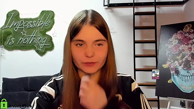 MiraaBloom online show from March 22, 2026, 2:53 pm