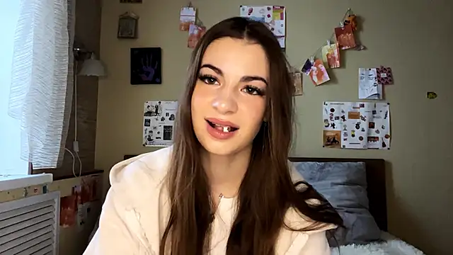 TheRealAnna online show from October 28, 2025, 10:41 am