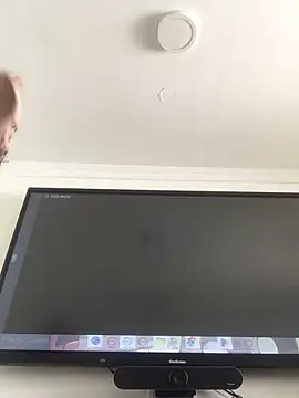 DemienMdivani online show from April 24, 2026, 2:41 pm