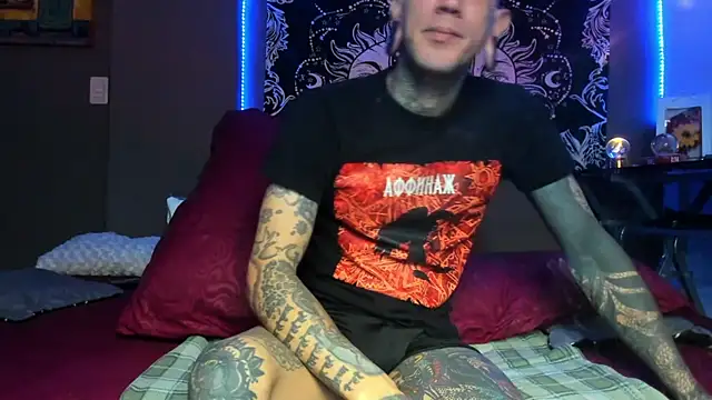 cleoo jhonny online show from April 21, 2026, 6:09 am