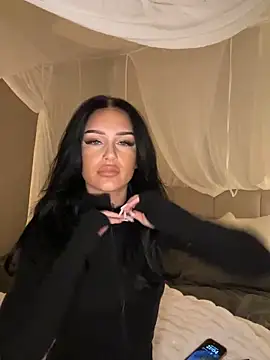 Snapshot of Gabbyys chatting on February 18, 2026, 8:05 pm Gabbyys online show from February 18, 2026, 8:05 pm